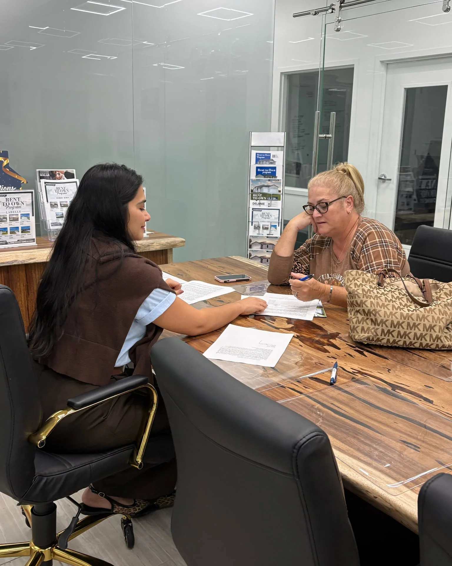 Happy Client 1 - Proyecta Business Group